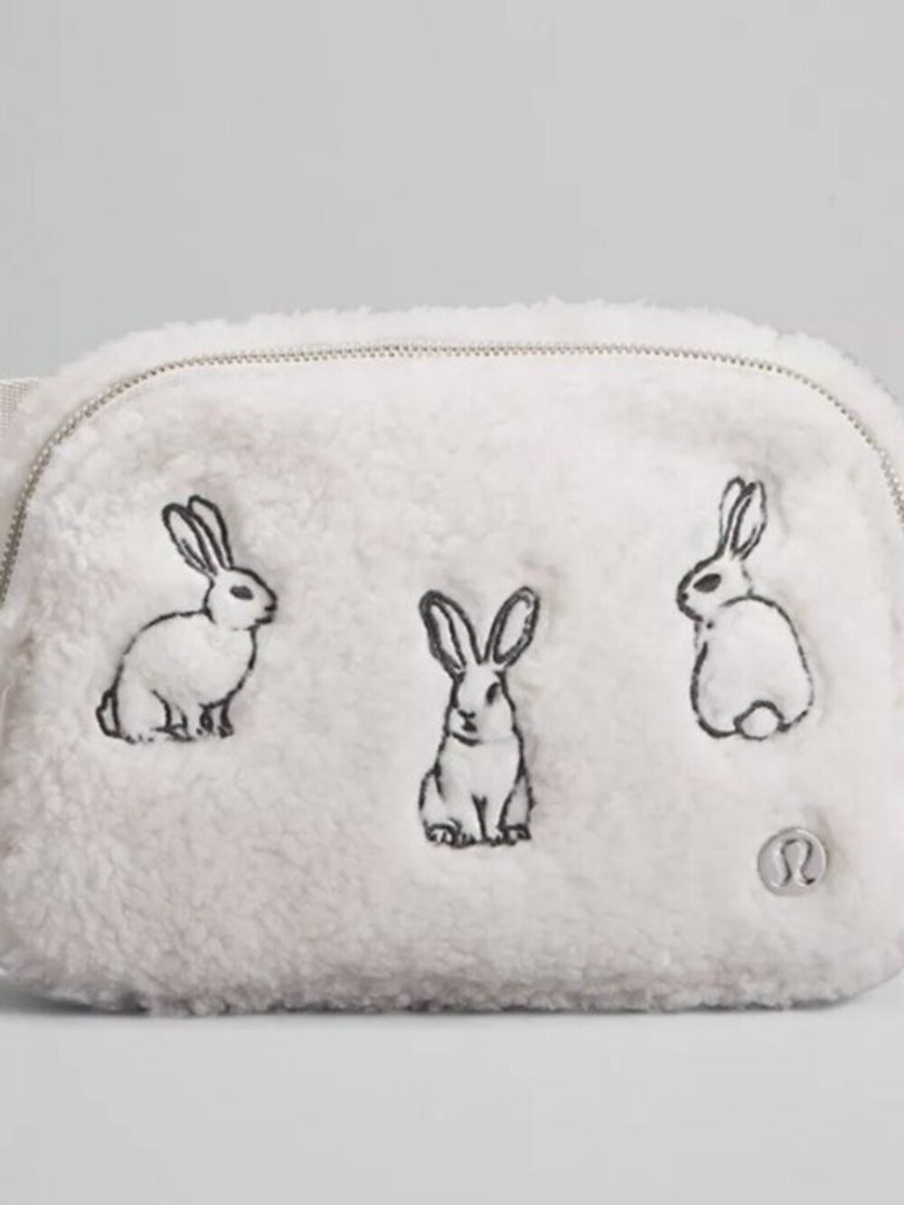 Lululemon Everywhere Belt Bag - Year of the Rabbit